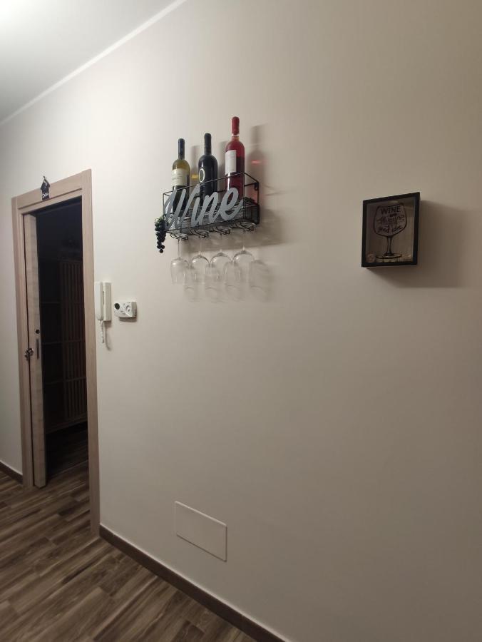 Tizzy Apartment & Rooms Bari Extérieur photo